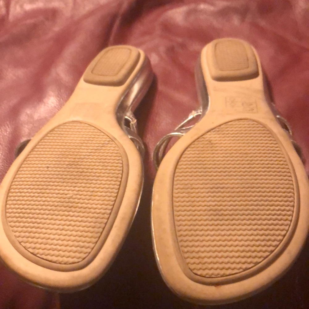 Moda Shoes - Picture 3 of 4